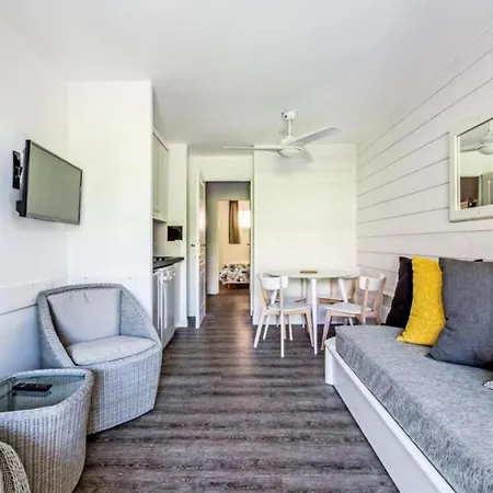 Résidence Le Village De Cap Esterel - Maeva - Cosy 2 Pièces 5 Personnes - Sélection - Super Mae-4000 * Saint-Raphaël